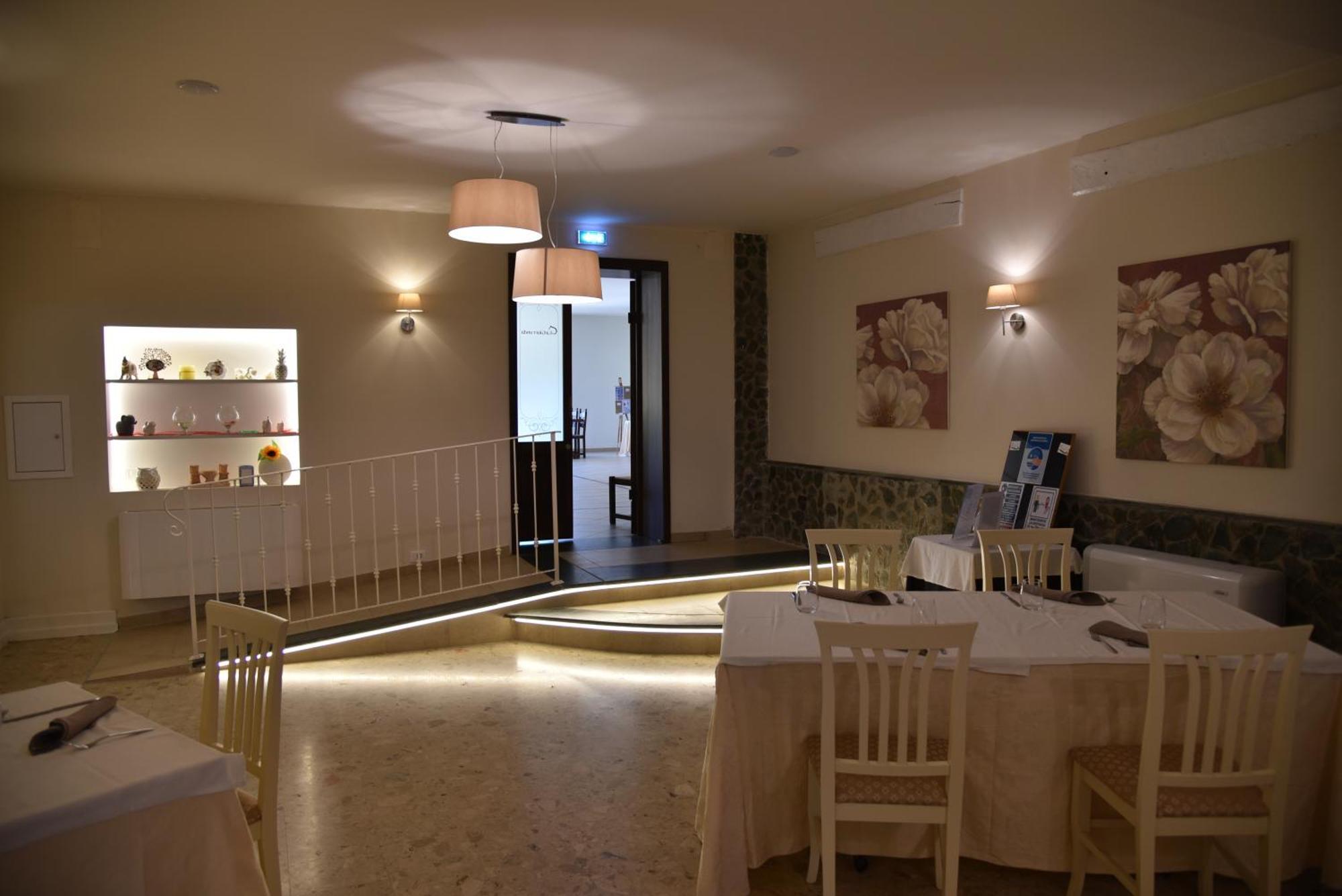 Residence Ristorante Giurranda Platania ภายนอก รูปภาพ